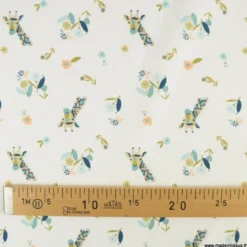 Tissu popeline motif girafes et fleurs bleues fond bleu - Oeko tex