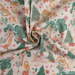 Tissu Poppy popeline motif animaux de la foret enchantée fond beige - OEKO TEX