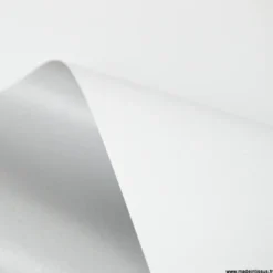 Tissu pour écran de vidéoprojection 250cm de largeur