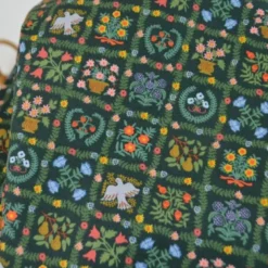 Tissu Rifle Paper carreaux de fleurs fond vert - Collection Gracie