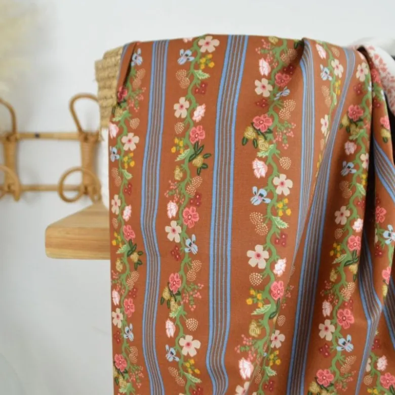 Tissu Rifle Paper motif fleurs et rayures cacao - Collection Gracie