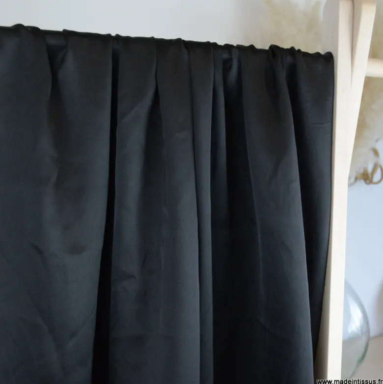 Tissu Satin de Soie - Noir
