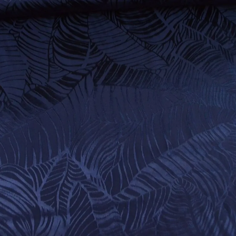 Tissu satin de viscose motif exotique fond bleu marine