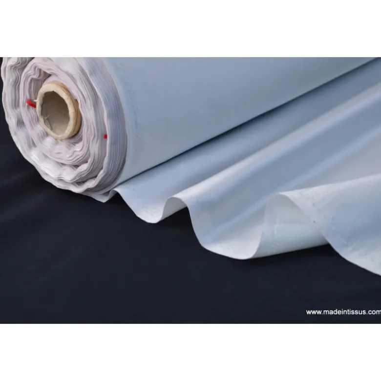 Tissu Satin duchesse polyester gris perle .