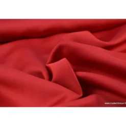 Tissu Satin microfibre fluide rouge hermès
