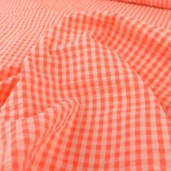 Tissu seersucker Eli Vichy petits carreaux - Pêche et fraise
