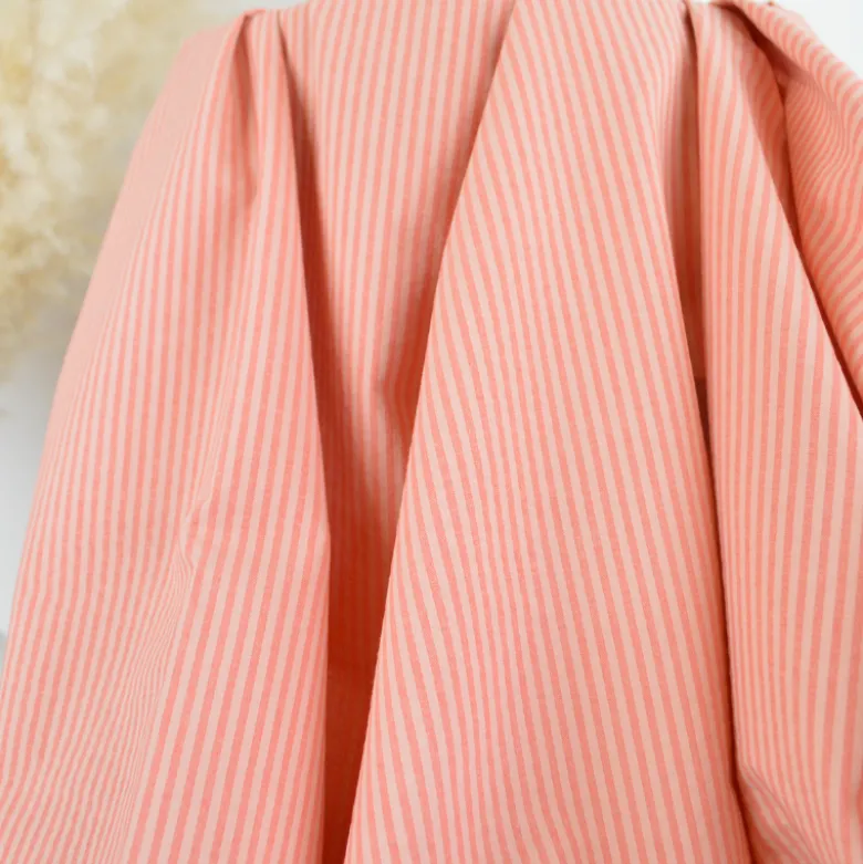 Tissu seersucker à rayures fines - Corail et Nude