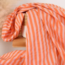 Tissu seersucker à rayures Tom - Rose et Tangerine