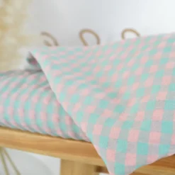 Tissu seersucker Vichy grands carreaux vert et rose