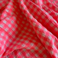 Tissu seersucker Vichy grands carreaux rose fluo