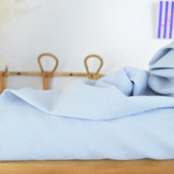 Tissu seersucker Vichy petits carreaux Bleu et rose