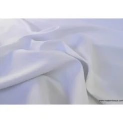 Tissu sergine blanc pour robe de mariée