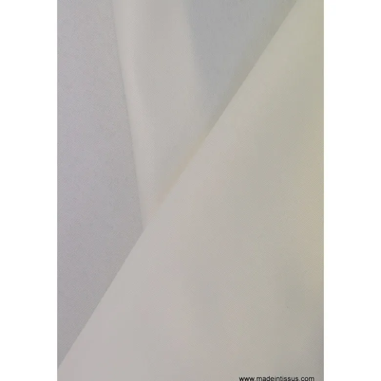 Tissu sergine ivoire pour robe de mariée.