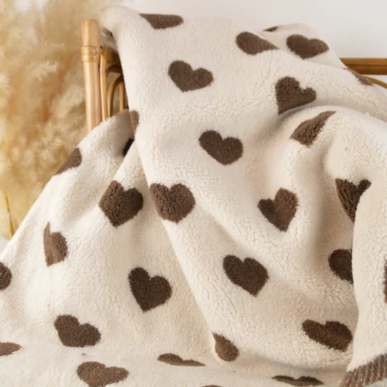 Tissu Sherpa lourde motif coeurs chocolat - OEKO TEX