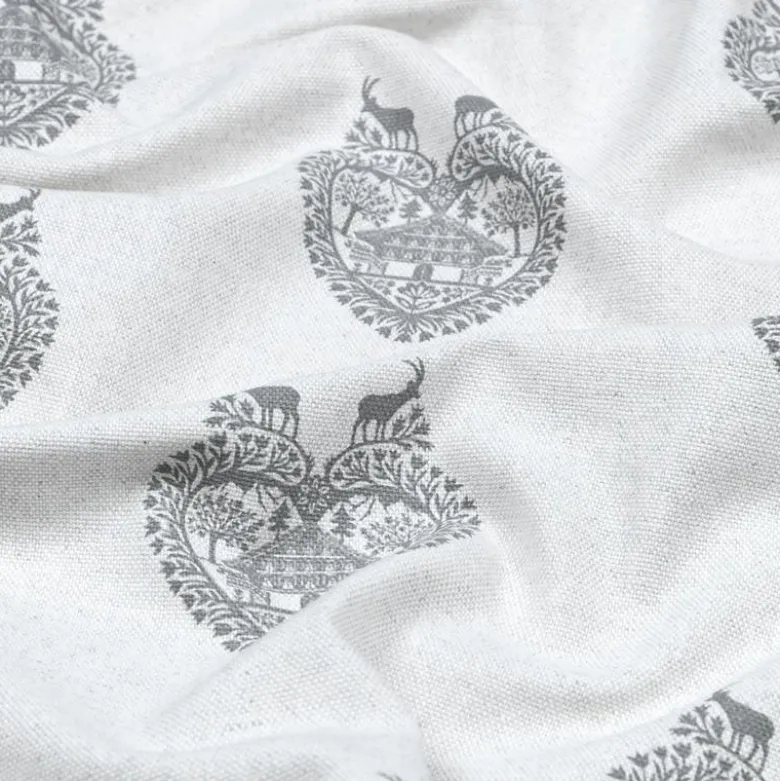 Tissu toile Ruan motif coeurs, chalets et bouquetins - Gris