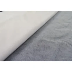 Tissu Tulle souple robe de mariée blanc en 3.00m de large .