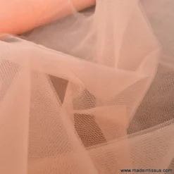 Tissu Tulle souple robe de mariée saumon en 3.00m de large .