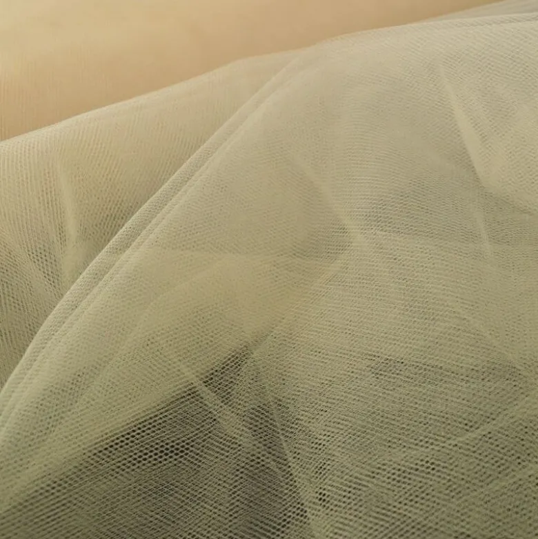Tissu Tulle souple robe de mariée Miel en 3.00m de large .
