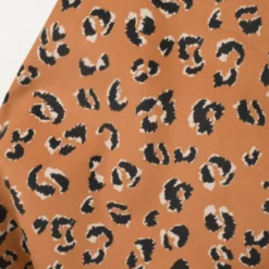 Tissu velours milleraies Fauve – motif léopard fond marron