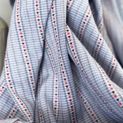 Tissu vichy et rayures jacquard - motif coeurs
