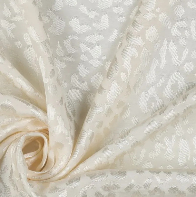 Tissu Viscose Jacquard Ecru Motif Léopard