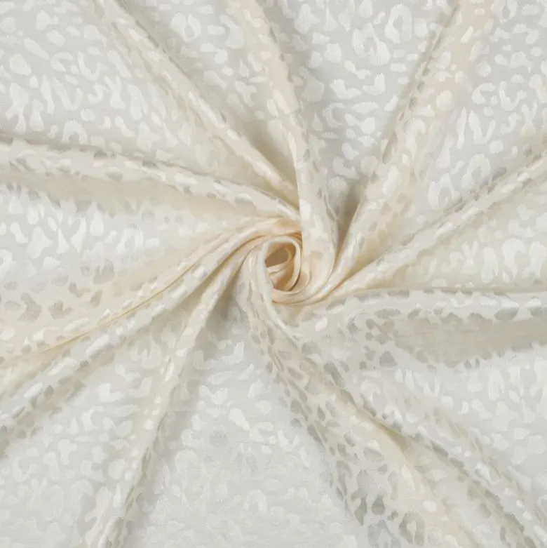 Tissu Viscose Jacquard Ecru Motif Léopard