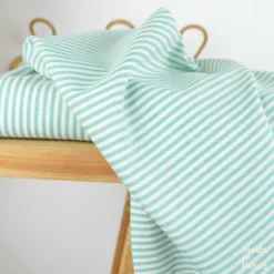 Tissu viscose mélangée à rayures vertes et blanches