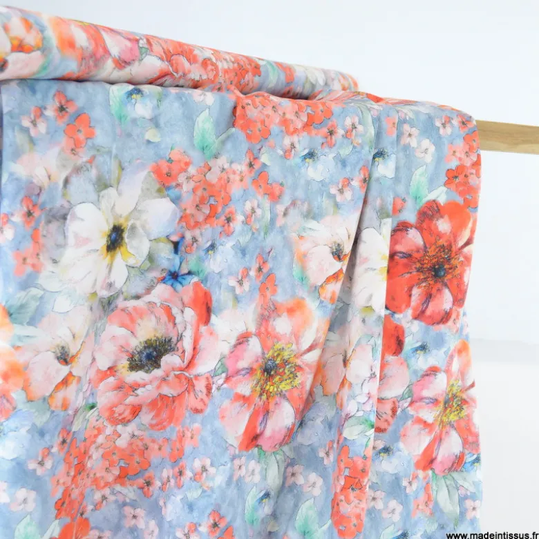 Tissu Viscose motif fleurs roses et bleues - Livia