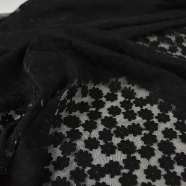 Tulle brodé Izia - Noir