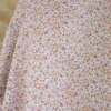 Voile de coton BIO motif fleurs bordeaux et camel -oeko tex
