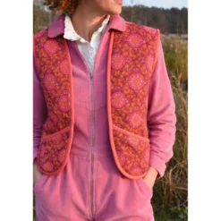 Voile de coton matelassée motif fleurs et rayures rose et bordeaux