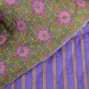 Voile de coton matelassée motif fleurs et rayures vert et violet