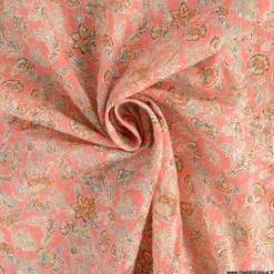 Voile de coton motif fleurs indiennes fond rose - OEKO TEX
